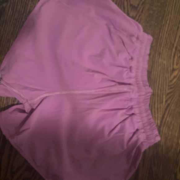 Lulu shorts - Picture 2 of 3